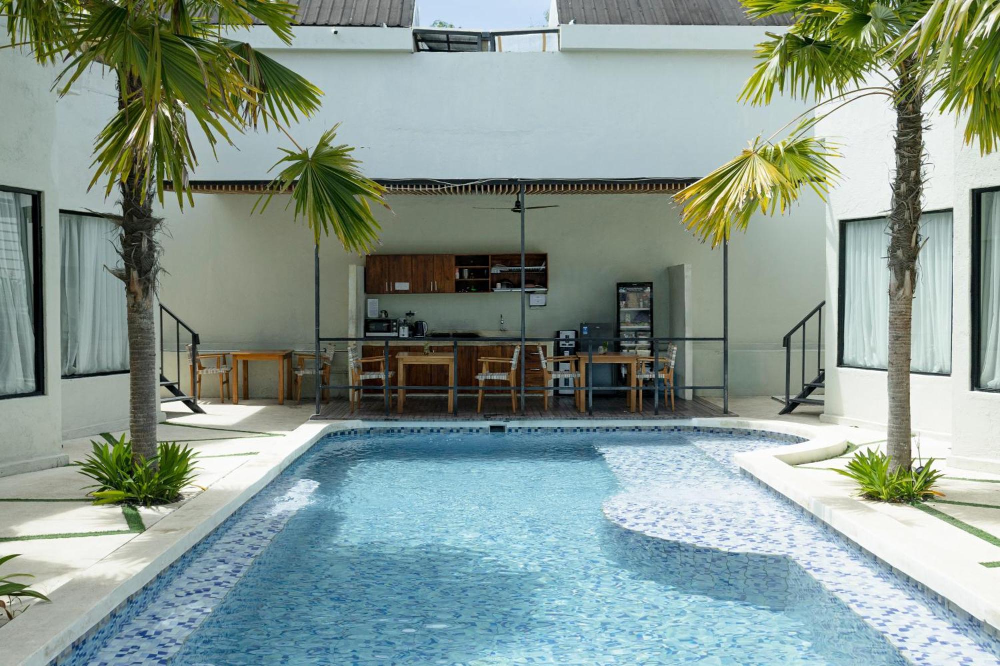 Хостел Kaya Uluwatu Экстерьер фото